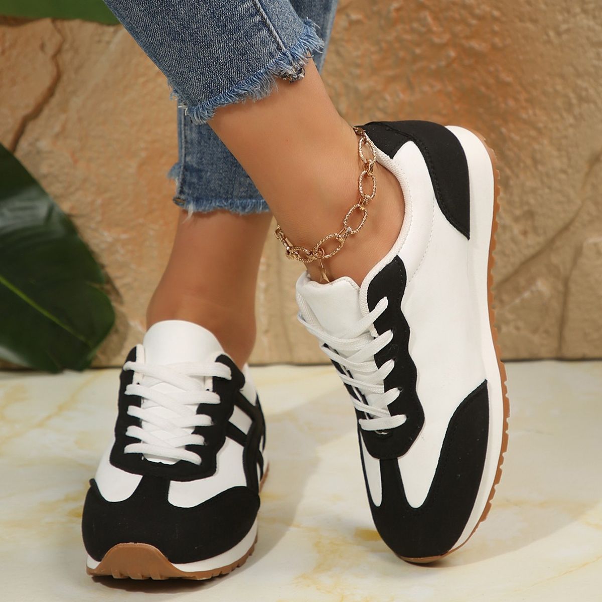 Women’s Contrast Lace-Up Round Toe Sneakers – Sporty, Stylish & Made for Daily Comfort - Fashlot
