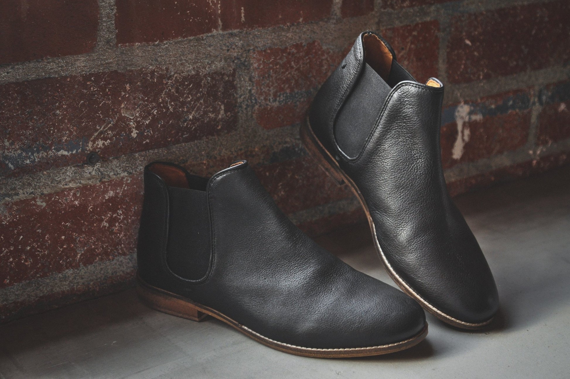 Men’s Leather Chelsea Boots - Fashlots